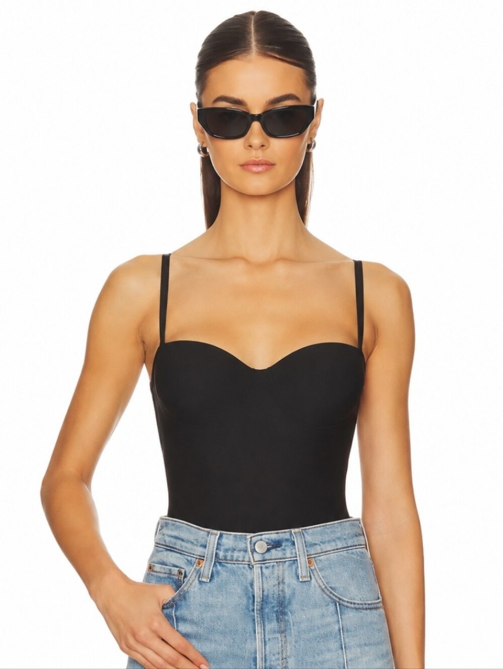SKIMS NWT Body Molded Underwire Thong Bodysuit Size SMALL ONYX Color